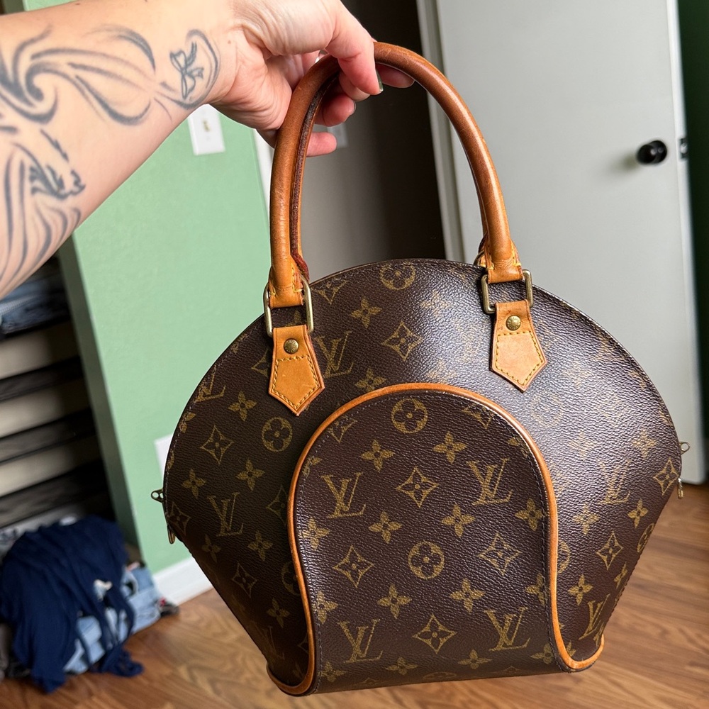 Louis Vuitton Brown Monogram Tote